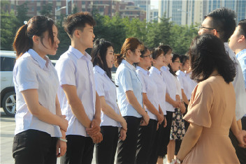 早會(huì)晨歌